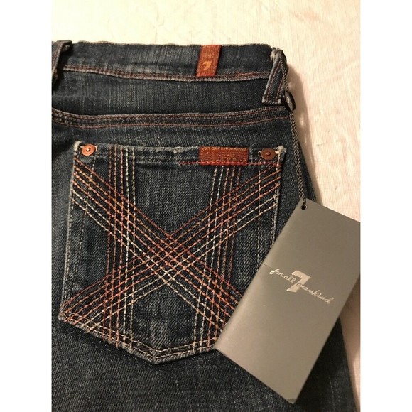 7 For All Mankind Women's Jeans Crop Mia  Distressed Size 27 NWT - Picture 1 of 10